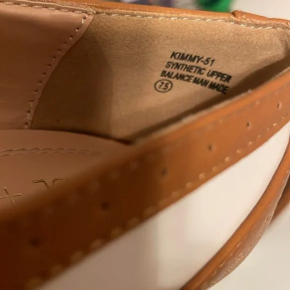 Chase + Chloe Tan and White T-Strap Heels - Picture 16 of 16